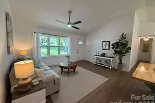 170 Clifton Ave, Bryson City, NC 28713 - Photo 6