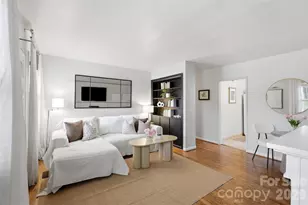 216 Wakefield Dr, Charlotte, NC 28209 - Photo 6