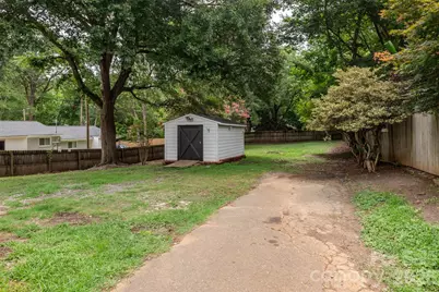 1310 S York Road, Gastonia, NC 28052 - Photo 32