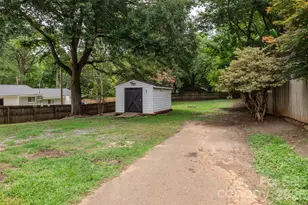 1310 S York Rd, Gastonia, NC 28052 - Photo 32