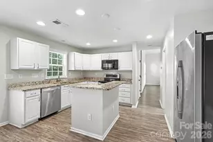 7413 Tupelo Ln, Charlotte, NC 28269 - Photo 12