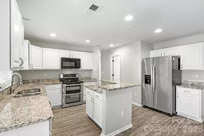7413 Tupelo Lane, Charlotte, NC 28269 - Photo 14