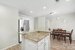 7413 Tupelo Ln, Charlotte, NC 28269 - Photo 16