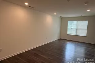 2029 Oakdale Rd, Charlotte, NC 28216 - Photo 2