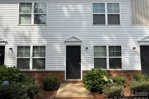 2029 Oakdale Rd, Charlotte, NC 28216 - Photo 1