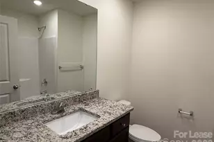 2029 Oakdale Rd, Charlotte, NC 28216 - Photo 10