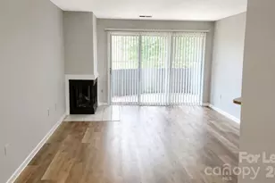 2557 Stockbridge Dr, Charlotte, NC 28210 - Photo 4