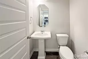 4223 Ruth Crk Ct, Charlotte, NC 28216 - Photo 10
