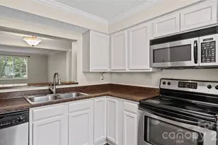 1231 Scaleybark Rd, Charlotte, NC 28209 - Photo 4
