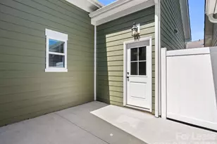 62 Walnut Springs Dr, Asheville, NC 28804 - Photo 18