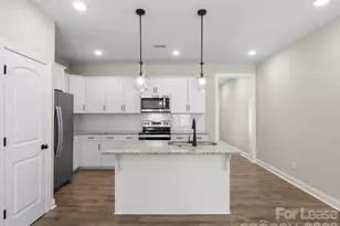 62 Walnut Springs Dr, Asheville, NC 28804 - Photo 6