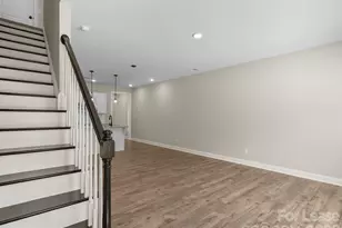 62 Walnut Springs Dr, Asheville, NC 28804 - Photo 4