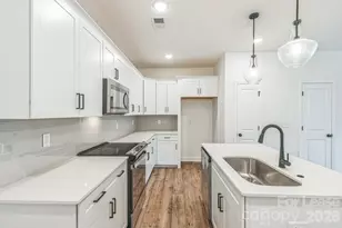 62 Walnut Springs Dr, Asheville, NC 28804 - Photo 6
