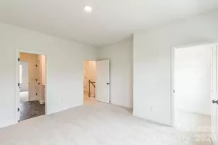 62 Walnut Springs Dr, Asheville, NC 28804 - Photo 18
