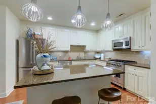 701 Royal Ct, Charlotte, NC 28202 - Photo 6