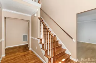14437 Raynham Dr, Charlotte, NC 28262 - Photo 4