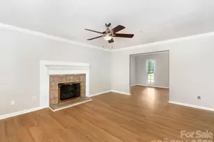 14437 Raynham Dr, Charlotte, NC 28262 - Photo 16