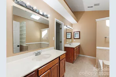 14437 Raynham Drive, Charlotte, NC 28262 - Photo 24