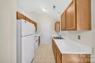4627 Victory Ln, Charlotte, NC 28269 - Photo 22