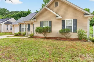 4627 Victory Ln, Charlotte, NC 28269 - Photo 4
