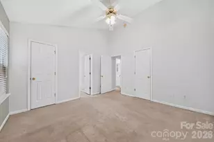 4627 Victory Ln, Charlotte, NC 28269 - Photo 10