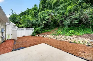 4627 Victory Ln, Charlotte, NC 28269 - Photo 38