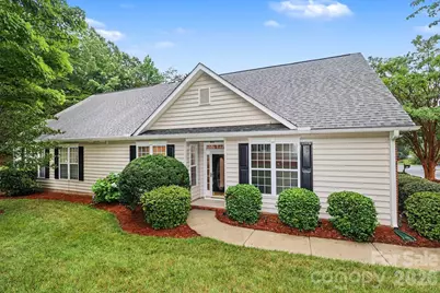 1669 Onyx Ridge, Fort Mill, SC 29708 - Photo 2