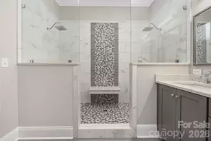 229 N Church St, Charlotte, NC 28202 - Photo 20