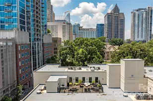 229 N Church St, Charlotte, NC 28202 - Photo 2