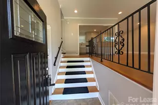 6724 Sunview Dr, Charlotte, NC 28210 - Photo 2