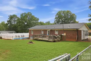115 Arc St, Bessemer City, NC 28016 - Photo 4