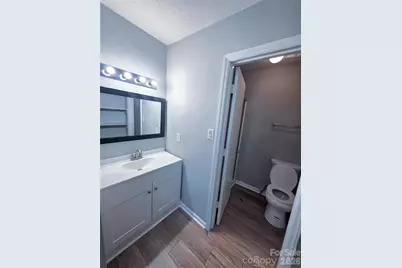 7984 Shady Oak Trail #187, Charlotte, NC 28210 - Photo 6