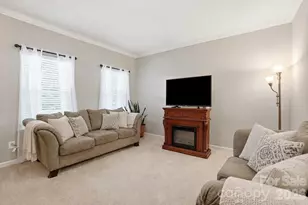 11608 Galashiels Dr, Huntersville, NC 28078 - Photo 4