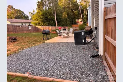 606 E Carpenter Street, Dallas, NC 28034 - Photo 12