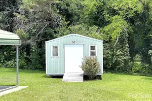 130 Ridgeland Dr, Rutherfordton, NC 28139 - Photo 32