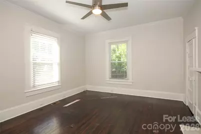 700 E 35th Street, Charlotte, NC 28205 - Photo 28