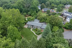 226 20th Ave Pl, Hickory, NC 28601 - Photo 2