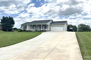 2899 Icard Ridge Rd, Granite Falls, NC 28630 - Photo 2