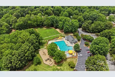 9924 Raddington Lane, Charlotte, NC 28269 - Photo 40