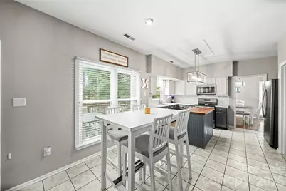 9924 Raddington Lane, Charlotte, NC 28269 - Photo 18