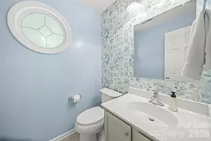9924 Raddington Ln, Charlotte, NC 28269 - Photo 4