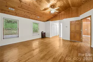 645 W Fork Creek Rd, Saluda, NC 28773 - Photo 10