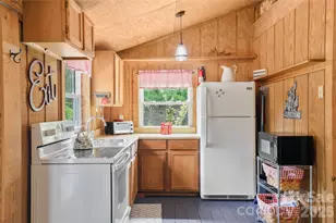 645 W Fork Creek Rd, Saluda, NC 28773 - Photo 36