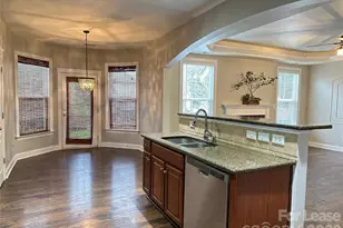 8124 Lynwood Square, Waxhaw, NC 28173 - Photo 6