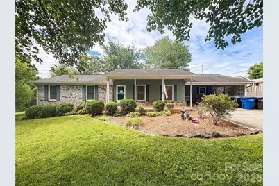 924 Thomas Street, Statesville, NC 28677 - Photo 1