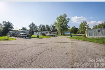 3000 Parker Court, Lenoir, NC 28645 - Photo 2