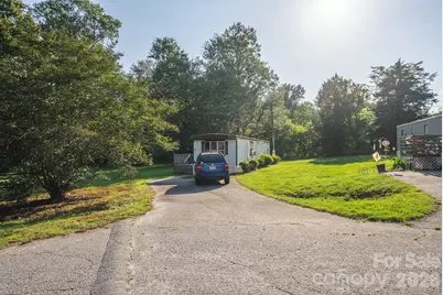 3000 Parker Court, Lenoir, NC 28645 - Photo 16