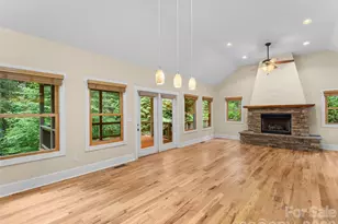 165 S Hill Dr, Brevard, NC 28712 - Photo 12