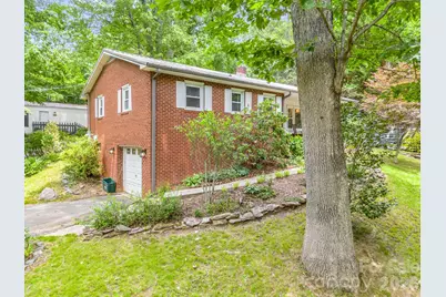 14 Penelope Street, Black Mountain, NC 28711 - Photo 6