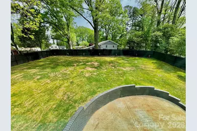 5635 Ruth Drive, Charlotte, NC 28215 - Photo 16